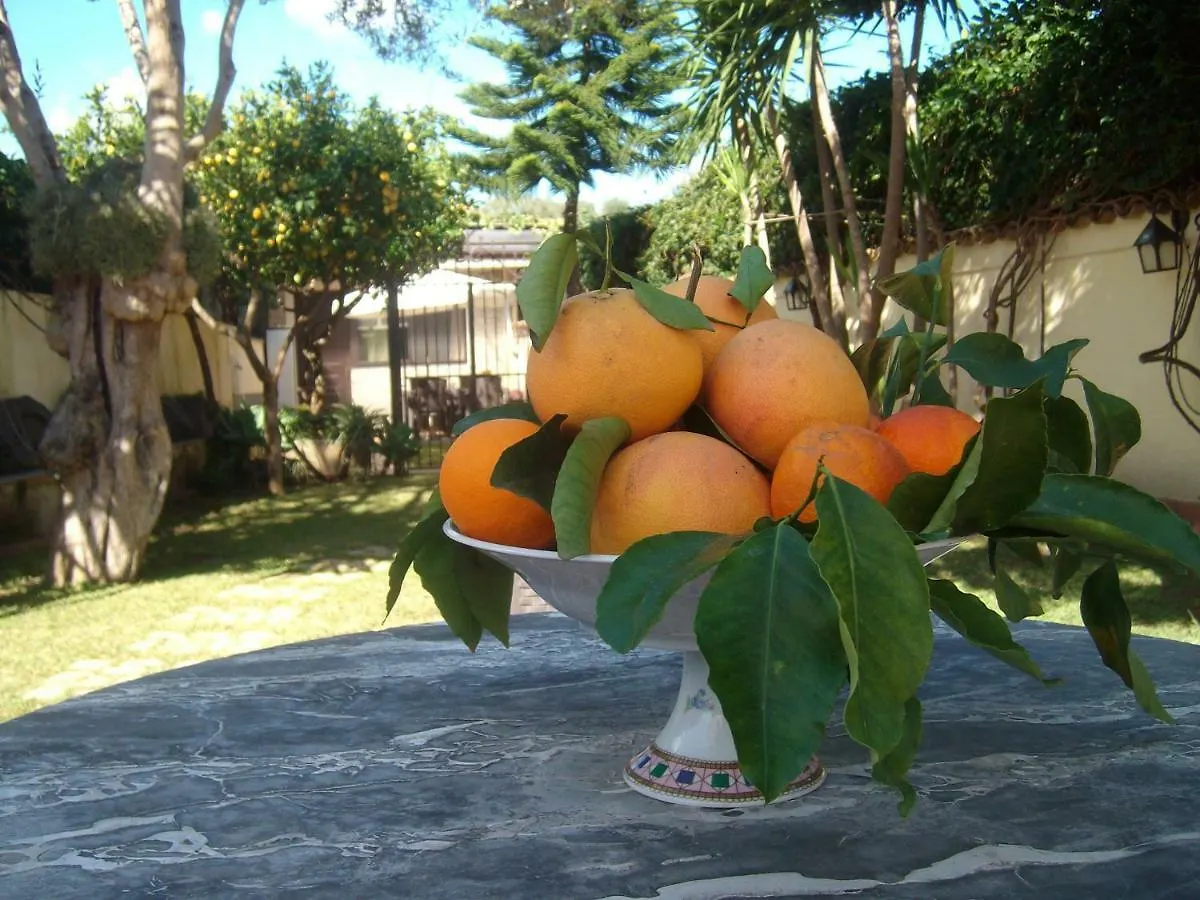 Holiday home Villa Singola -Sole-Luna-Casavilladusoleil Acireale