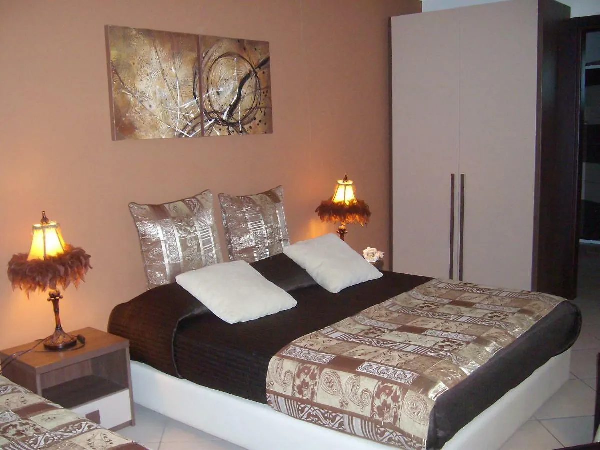 Villa Singola -Sole-Luna-Casavilladusoleil Acireale Holiday home