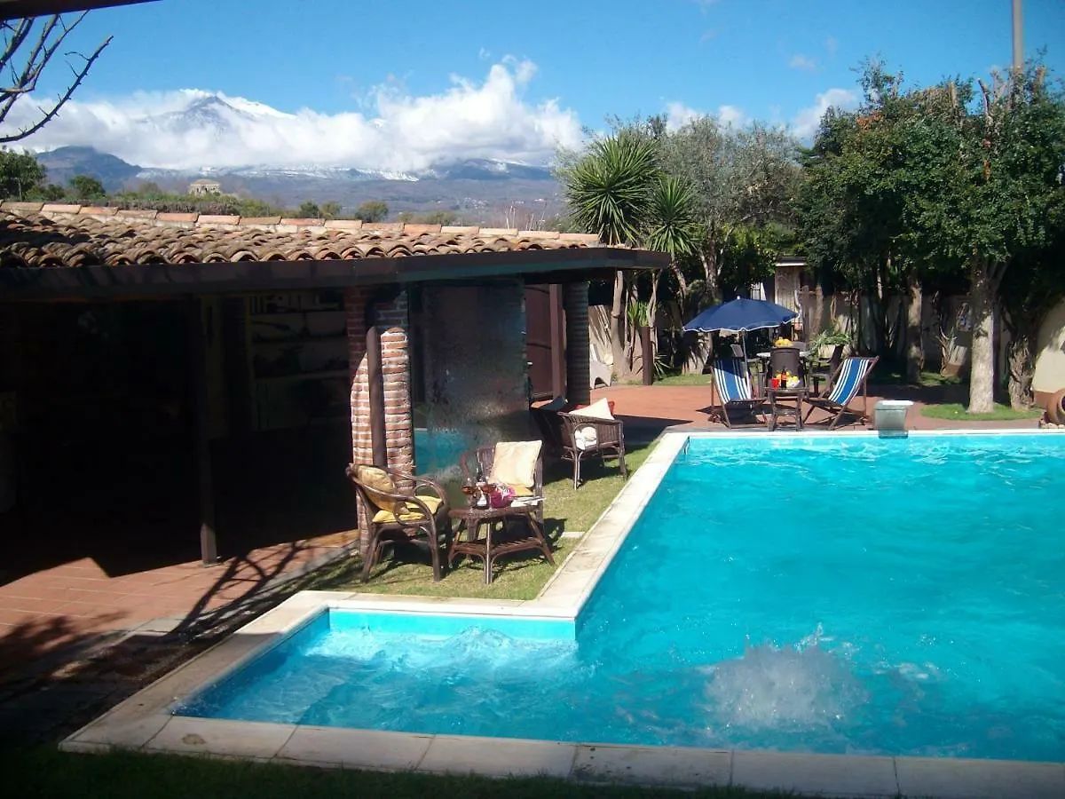 Villa Singola -Sole-Luna-Casavilladusoleil Acireale