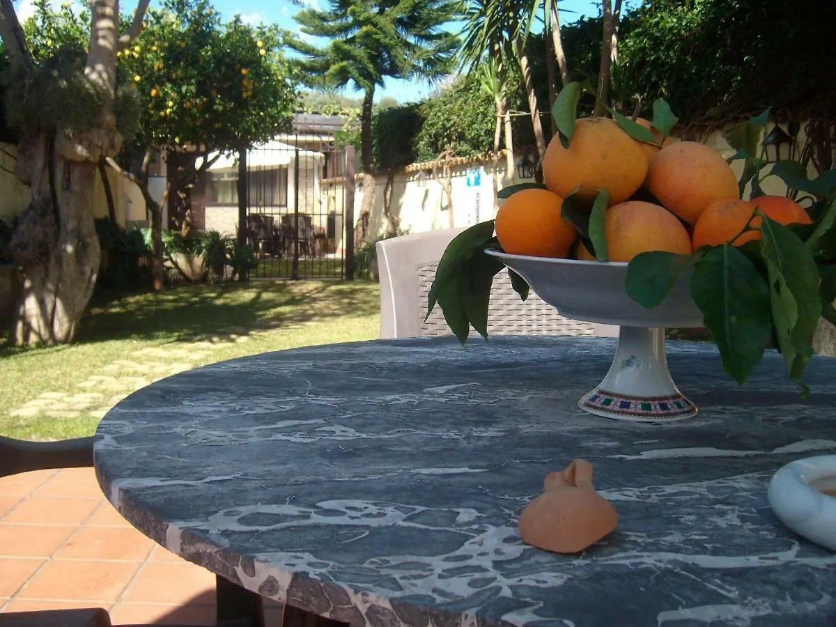 Villa Singola -Sole-Luna-Casavilladusoleil Acireale Holiday home